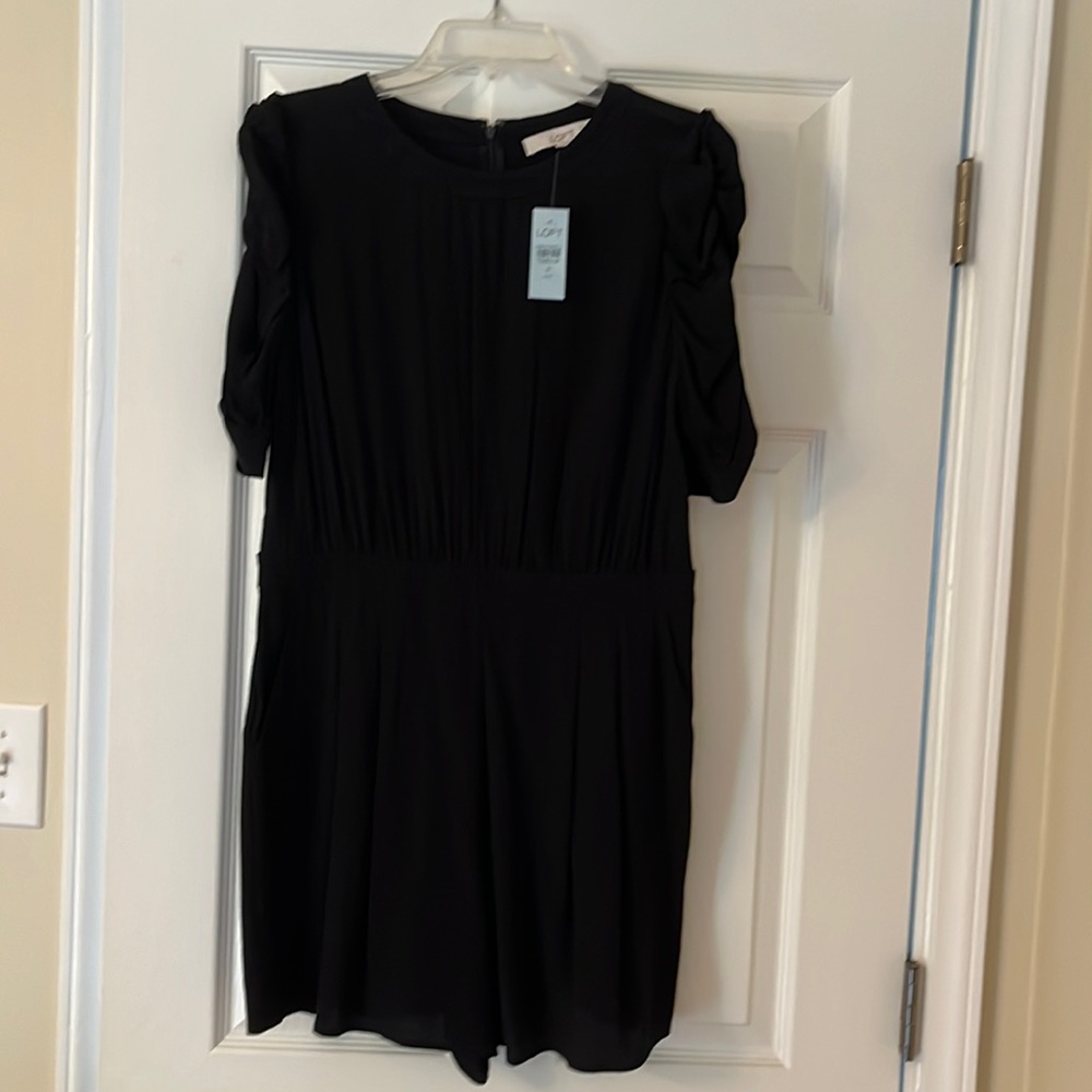 Loft black romper with sleeves size 8P NWT petite